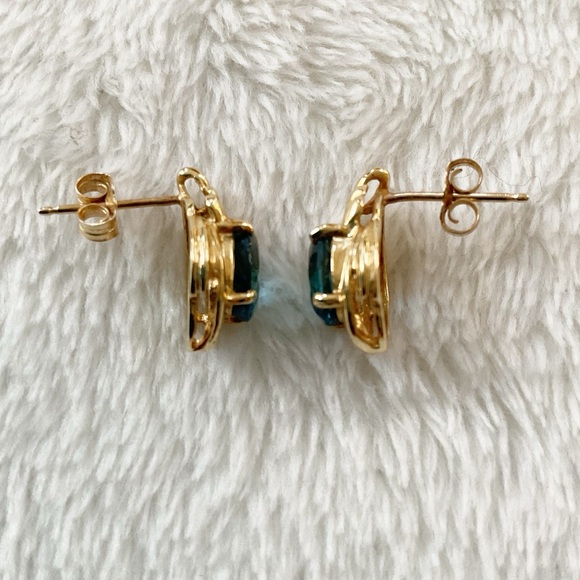 14K Gold Blue Topaz Earrings Vintage Oval Studs Swirl Design 3.32g - Picture 5 of 10